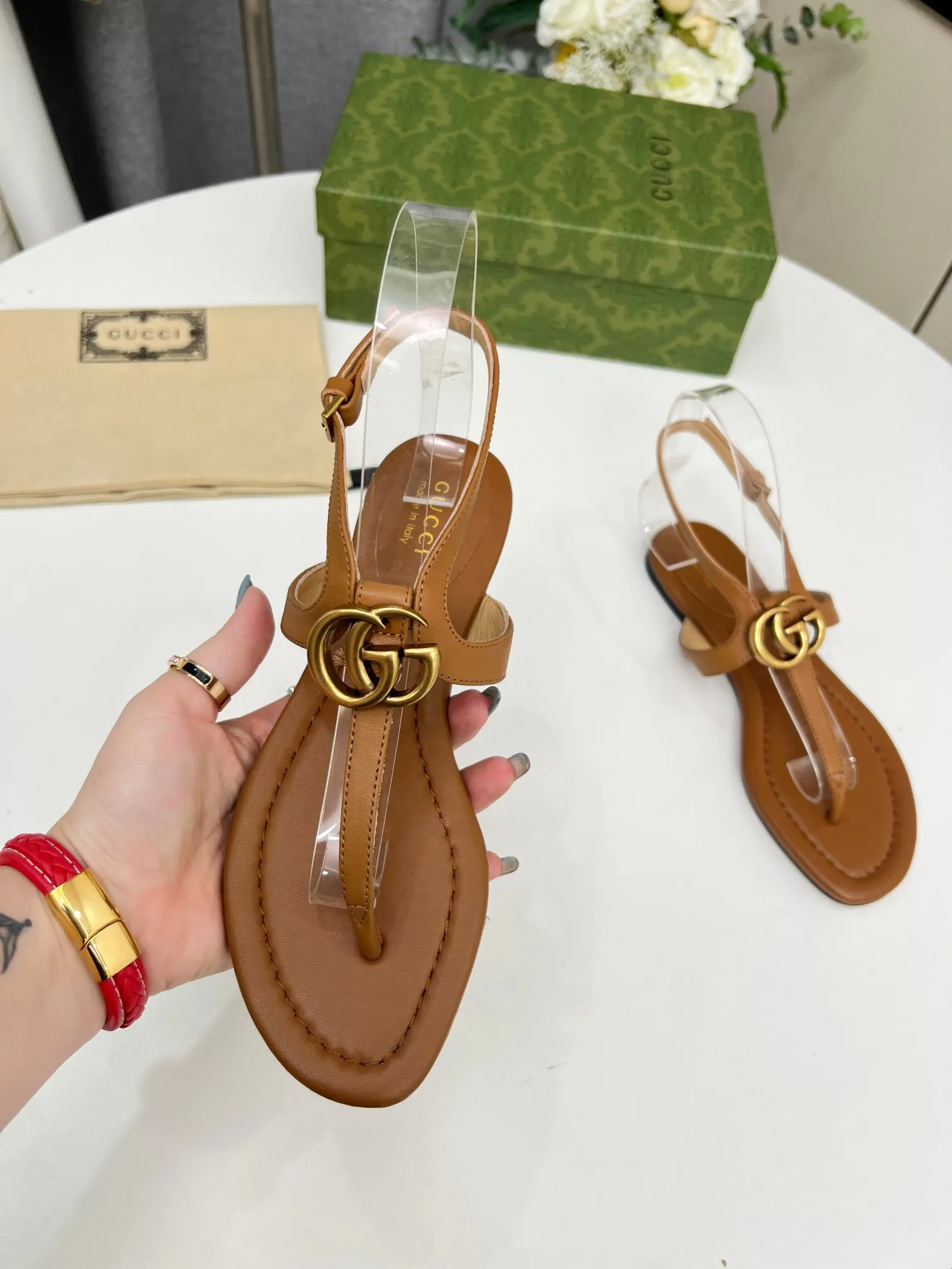 👟👟Ex-factory price P360👟👟 Women's shoe factory GUCCI official latest model, 5 colors optional, counter 1:1, code number: 35-43, (genuine leather base plus 30)